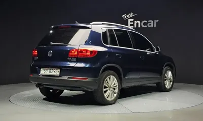 Volkswagen Tiguan 2013, 176801 км, за 3841.89 USD