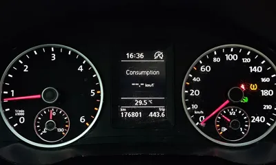 Volkswagen Tiguan 2013, 176801 км, за 3841.89 USD - фото 8