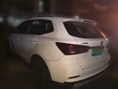 Roewe RX5 2019, 41200 км, за 5841 USD