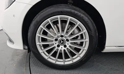 Mercedes-Benz E-Class 2023, 33893 км, за 29470.17 USD
