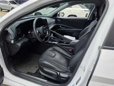 Hyundai Avante 2022, 43804 км, за 12286.29 USD