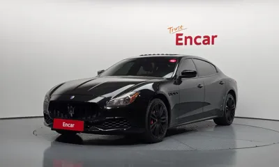 Maserati Quattroporte