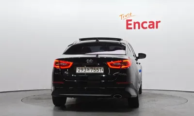 Kia K5 2015, 86273 км, за 4955.4 USD