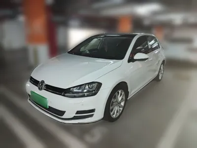 Volkswagen Golf · 2016 год