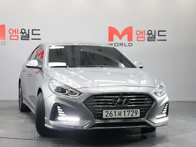 Hyundai Sonata 2018, 97915 км, за 7734.01 USD