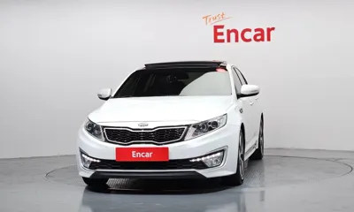 Kia K5 2013, 152602 км, за 3964.32 USD