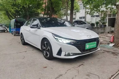 Hyundai Elantra 2021, 62800 км, за 9585 USD