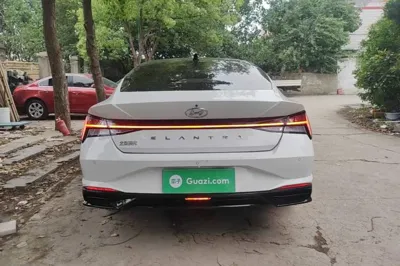 Hyundai Elantra 2021, 62800 км, за 9585 USD
