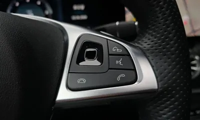 Mercedes-Benz E-Class 2017, 63668 км, за 17486.83 USD - фото 32