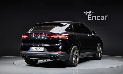 Porsche Cayenne 2021, 20130 км, за 64089.85 USD