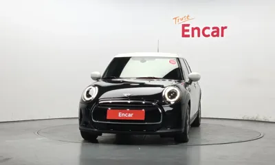 MINI Cooper 2023, 16740 км, за 15426.02 USD