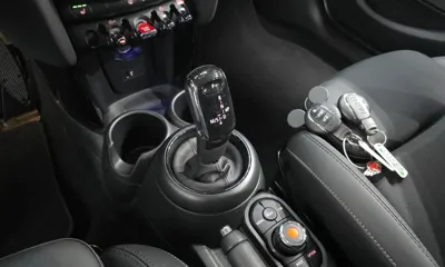 MINI Cooper 2023, 16740 км, за 15426.02 USD - фото 9
