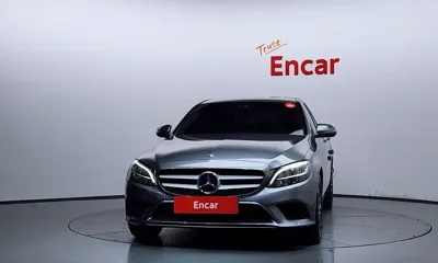 Mercedes-Benz C-Class 2019, 77973 км, за 12685.41 USD