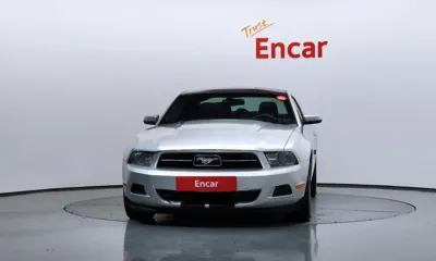 Ford Mustang 2011, 177992 км, за 6078.62 USD
