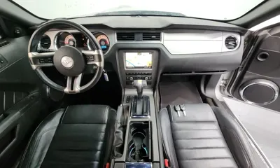 Ford Mustang 2011, 177992 км, за 6078.62 USD - фото 7