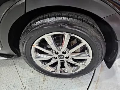 Kia Sorento 2017, 146115 км, за 9058.68 USD - фото 20