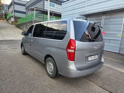Hyundai Starex 2017, 166122 км, за 10437.18 USD