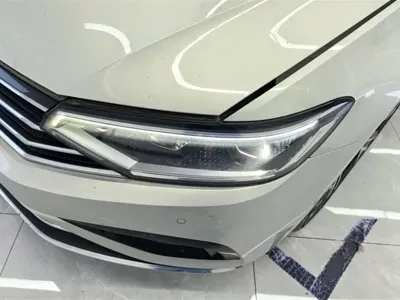 Volkswagen Magotan 2021, 70100 км, за 16009.11 USD