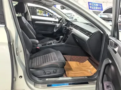 Volkswagen Magotan 2021, 70100 км, за 16009.11 USD - фото 8