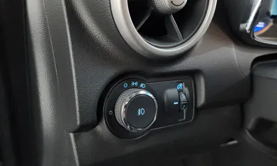 ChevroletGMDaewoo Trax 2016, 34188 км, за 3516.31 USD - фото 19
