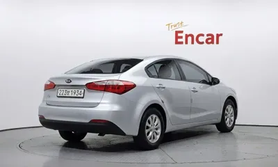 Kia K3 2015, 176158 км, за 2822.63 USD