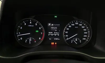 Hyundai Avante 2018, 91287 км, за 6739.35 USD - фото 8