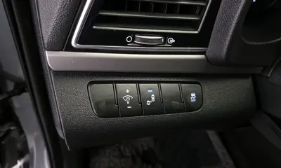 Hyundai Avante 2018, 91287 км, за 6739.35 USD - фото 14
