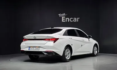 Hyundai Avante 2023, 23068 км, за 10358.31 USD