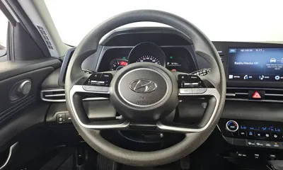 Hyundai Avante 2023, 23068 км, за 10358.31 USD - фото 13