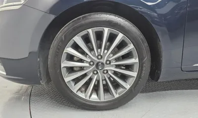 Kia K7 2017, 98675 км, за 7466.14 USD