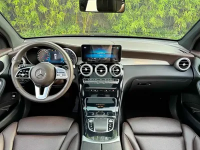 Mercedes-Benz GLC 2020, 30000 км, за 22041.95 USD