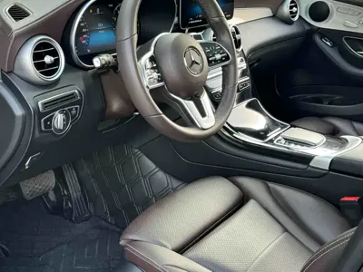 Mercedes-Benz GLC 2020, 30000 км, за 22041.95 USD
