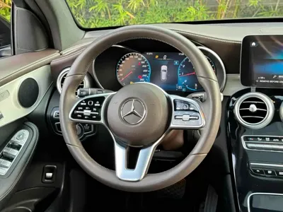 Mercedes-Benz GLC 2020, 30000 км, за 22041.95 USD