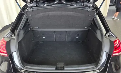 Mercedes-Benz A-Class 2021, 104099 км, за 11068.41 USD - фото 20