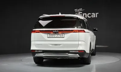 Kia Canival 2023, 29992 км, за 22408.79 USD