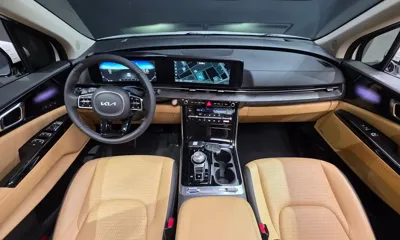 Kia Canival 2023, 29992 км, за 22408.79 USD - фото 7