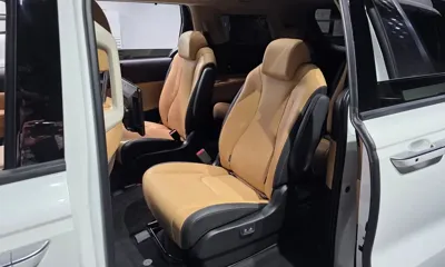 Kia Canival 2023, 29992 км, за 22408.79 USD - фото 13