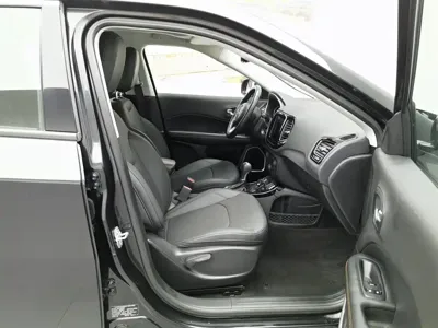 Jeep Compass 2020, 55400 км, за 7769.13 USD - фото 23