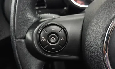 MINI Clubman 2018, 127238 км, за 6236.05 USD - фото 27