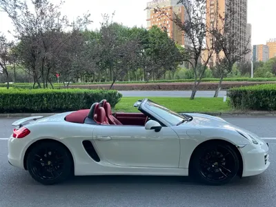 Porsche Boxster 2015, 70000 км, за 22071.38 USD