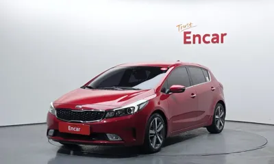 Kia K3 · 2016 год