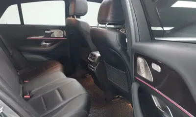 Mercedes-Benz GLE-Class 2022, 116099 км, за 41959.44 USD - фото 10