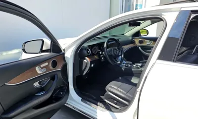 Mercedes-Benz E-Class 2018, 87149 км, за 15764.58 USD - фото 10