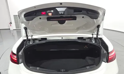 Mercedes-Benz E-Class 2023, 8147 км, за 49560.19 USD - фото 31