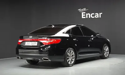 Hyundai Grandeur 2017, 73307 км, за 6840.39 USD