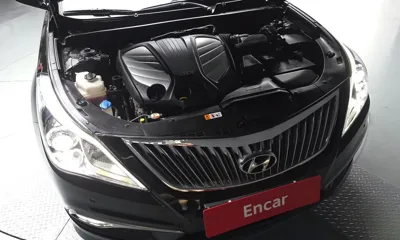 Hyundai Grandeur 2017, 73307 км, за 6840.39 USD - фото 6