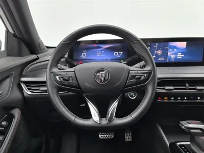 Buick Verano 2023, 18600 км, за 8504.84 USD - фото 11