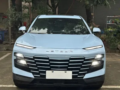 Jetour Dasheng 2023, 32000 км, за 11447.69 USD