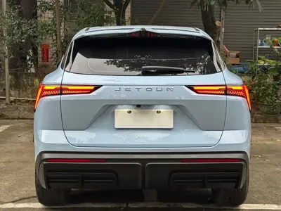Jetour Dasheng 2023, 32000 км, за 11447.69 USD