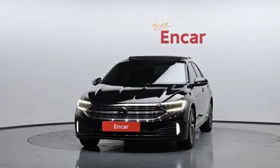 Volkswagen Jetta 2024, 55689 км, за 15562.93 USD